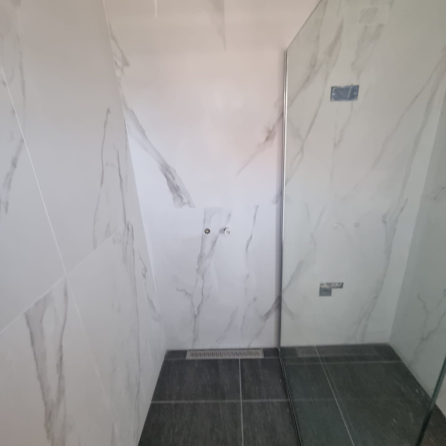 Zlatibor, drvena kuca sa bazenom na prodaju 96 m2 na placu od 5,5 ari — fotografija 12
