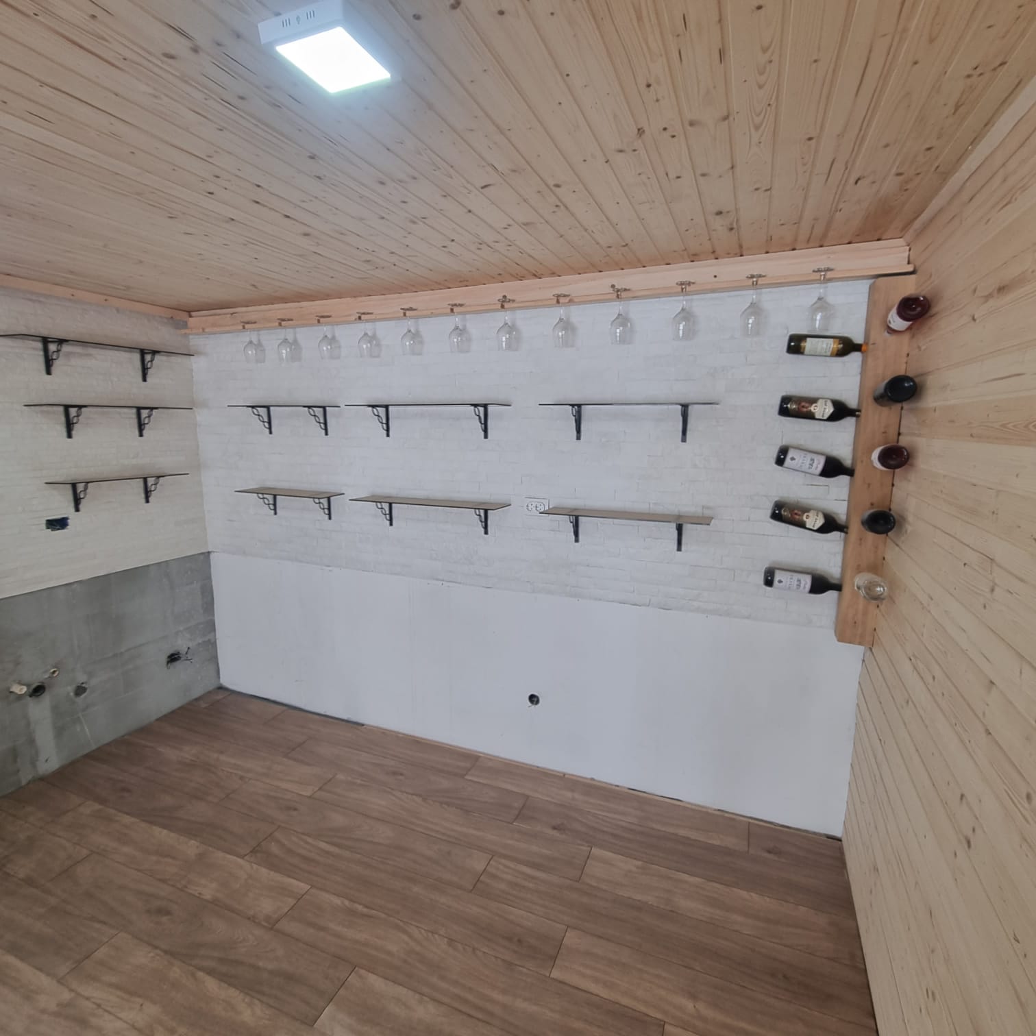 Zlatibor, drvena kuca sa bazenom na prodaju 96 m2 na placu od 5,5 ari — fotografija 6