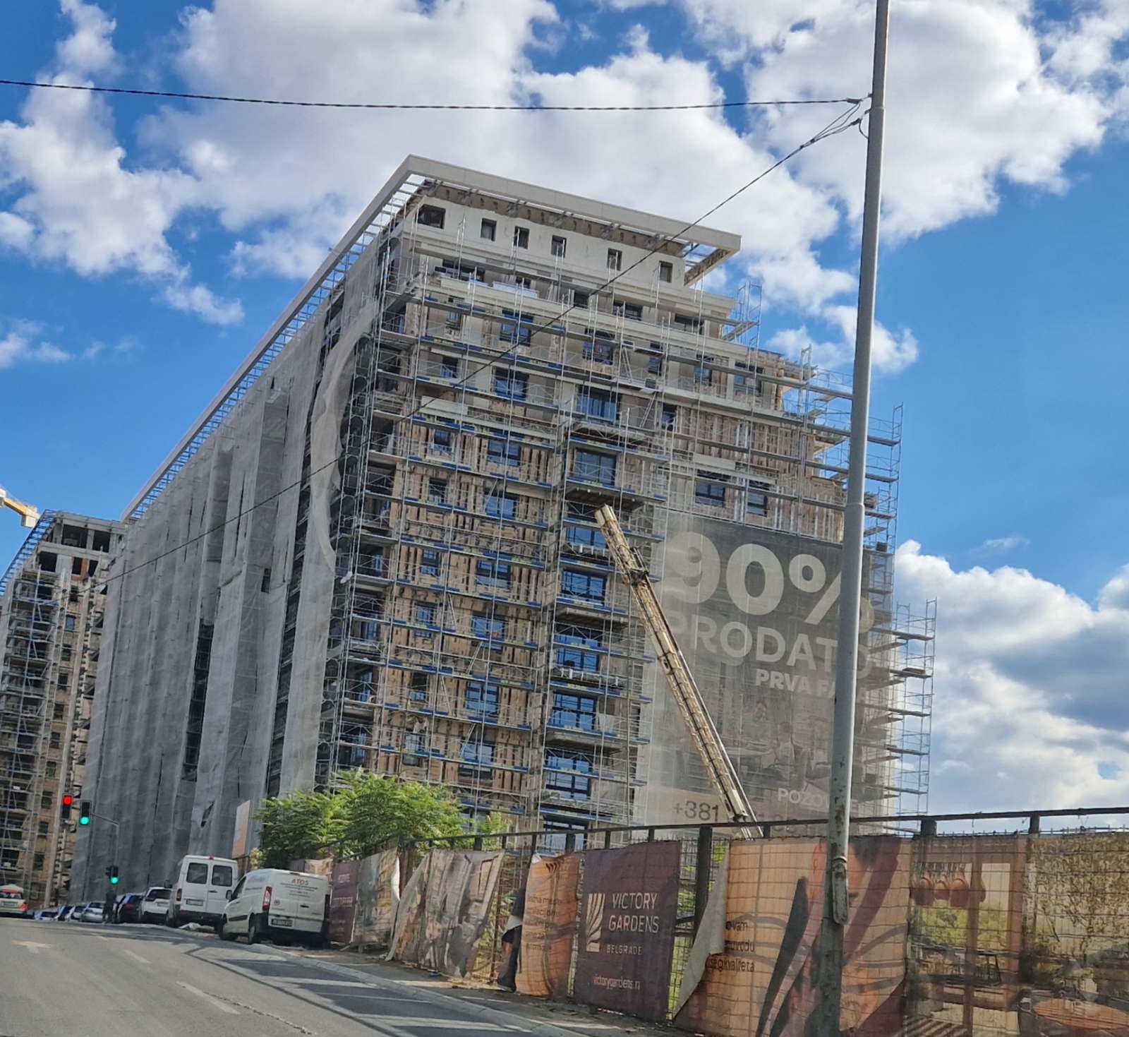 Prodaje se dvosoban lux stan od 46 kvm na Banovom Brdu, ul. Endija Vorhola — fotografija 2